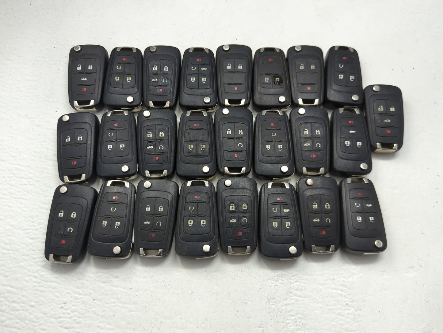 Lot of 25 Chevrolet Keyless Entry Remote Fob AVL-B01T1AC | OHT01060512 - Oemusedautoparts1.com