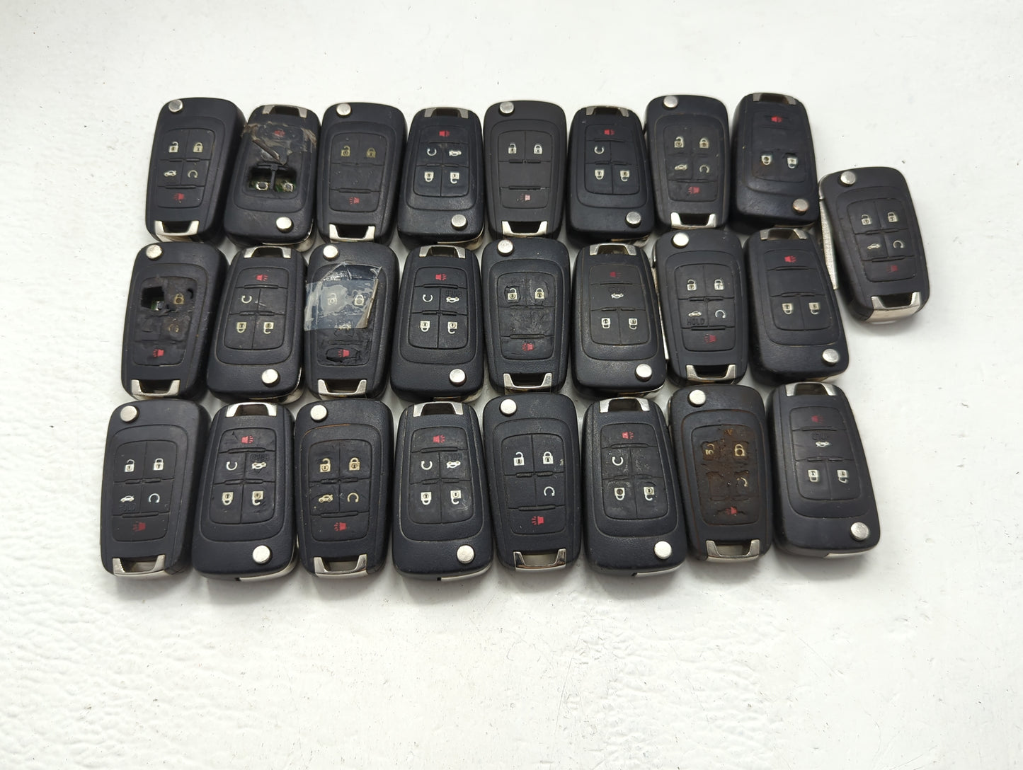 Lot of 25 Chevrolet Keyless Entry Remote Fob OHT01060512 MIXED PART - Oemusedautoparts1.com