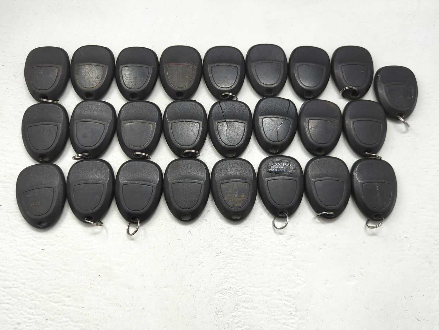 Lot of 25 Chevrolet Keyless Entry Remote Fob OUC60221 MIXED PART NUMBERS - Oemusedautoparts1.com