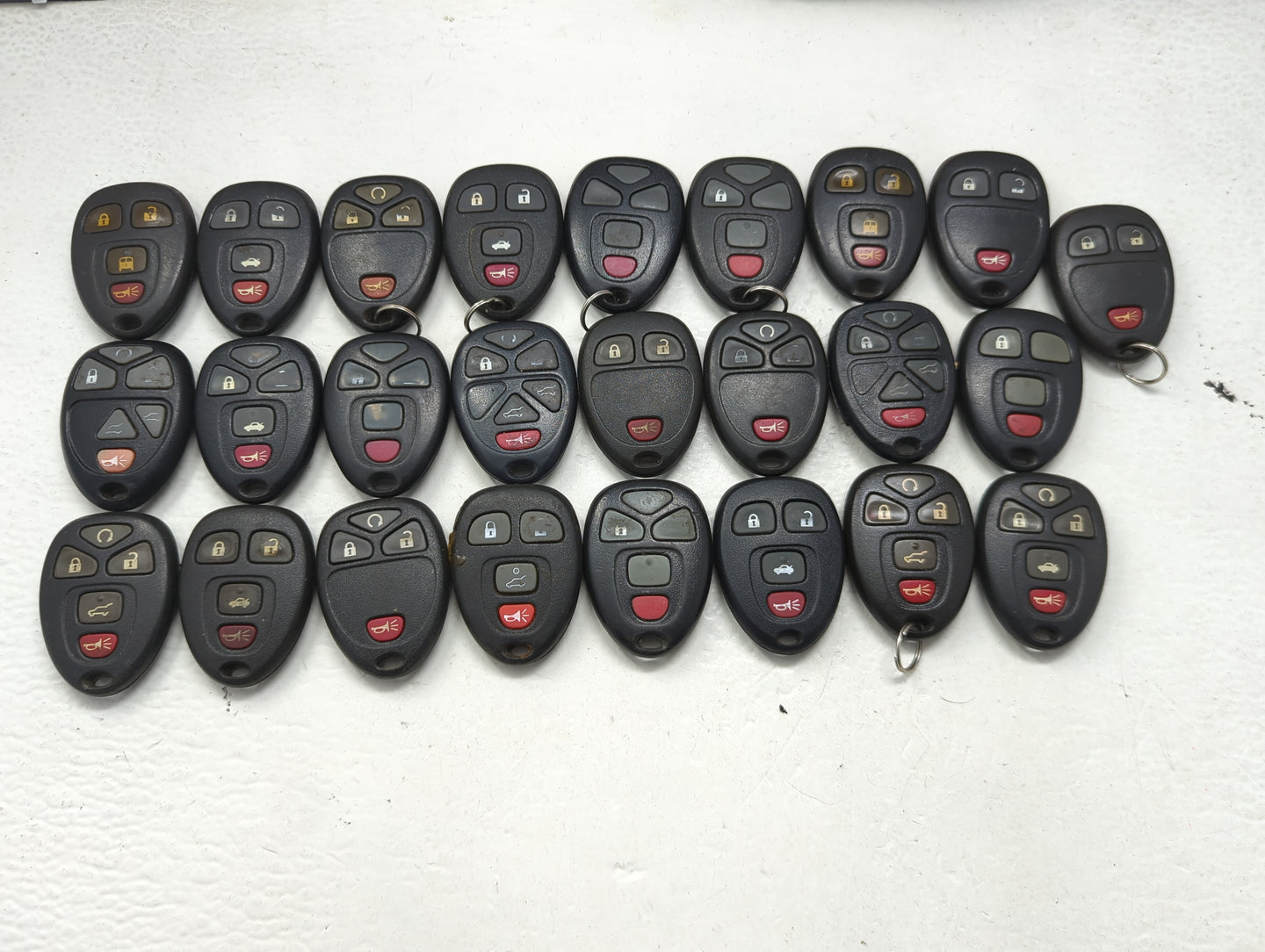 Lot of 25 Chevrolet Keyless Entry Remote Fob MIXED FCC IDS MIXED PART - Oemusedautoparts1.com