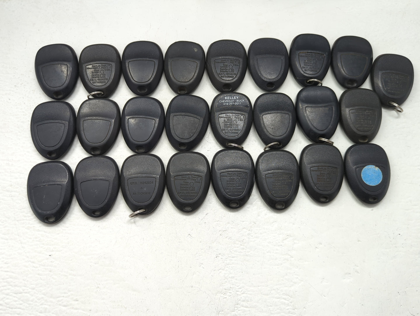 Lot of 25 Chevrolet Keyless Entry Remote Fob MIXED FCC IDS MIXED PART - Oemusedautoparts1.com