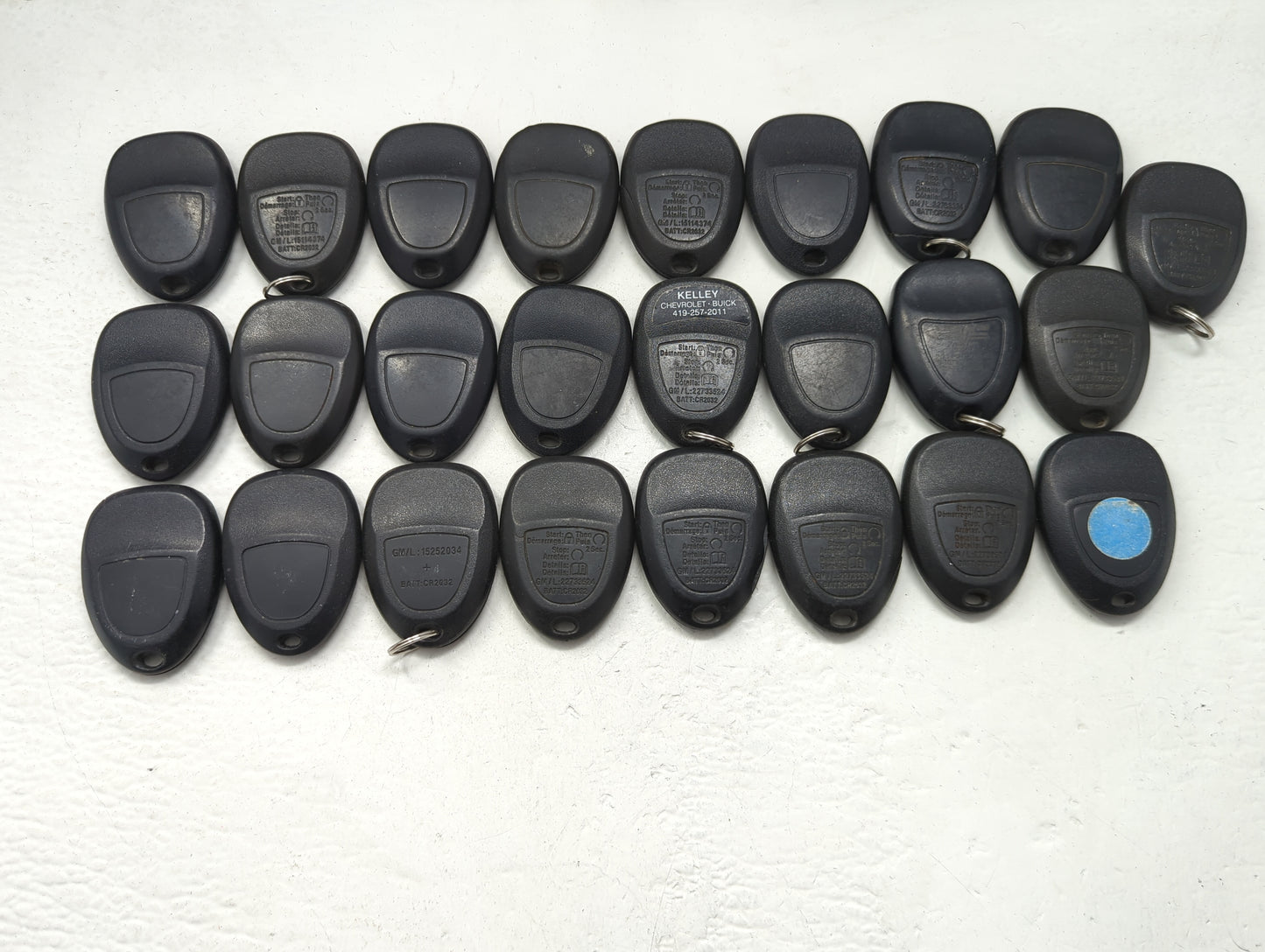 Lot of 25 Chevrolet Keyless Entry Remote Fob MIXED FCC IDS MIXED PART - Oemusedautoparts1.com