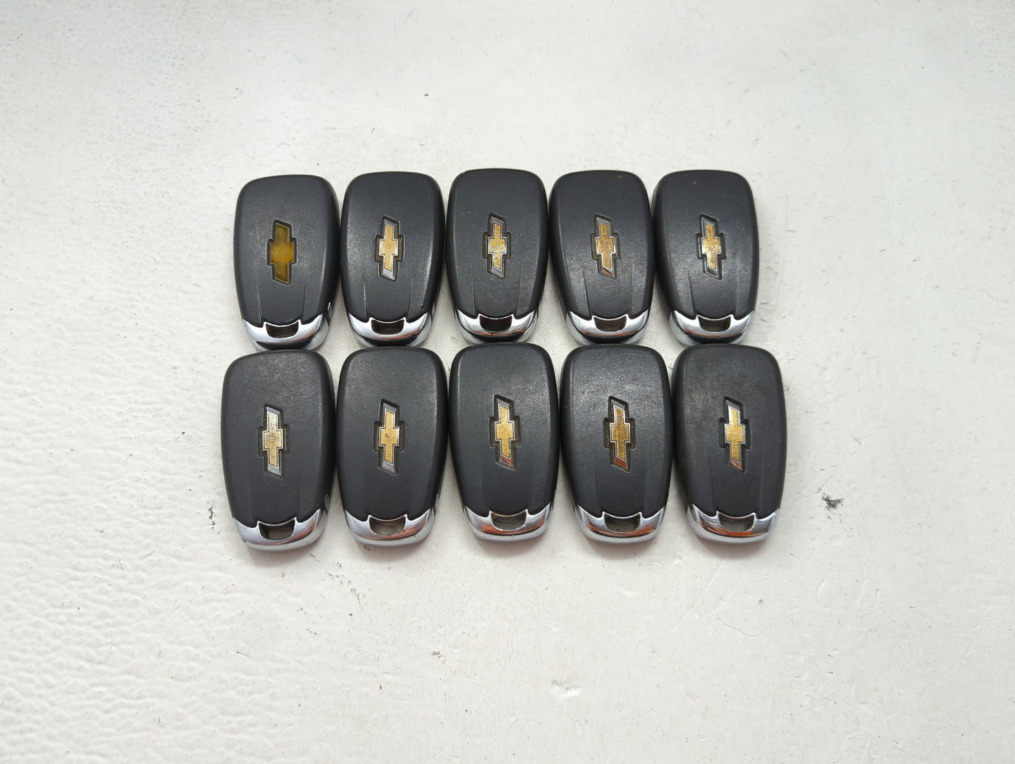 Lot of 10 Chevrolet Keyless Entry Remote Fob MIXED FCC IDS MIXED PART 1476124 - Oemusedautoparts1.com
