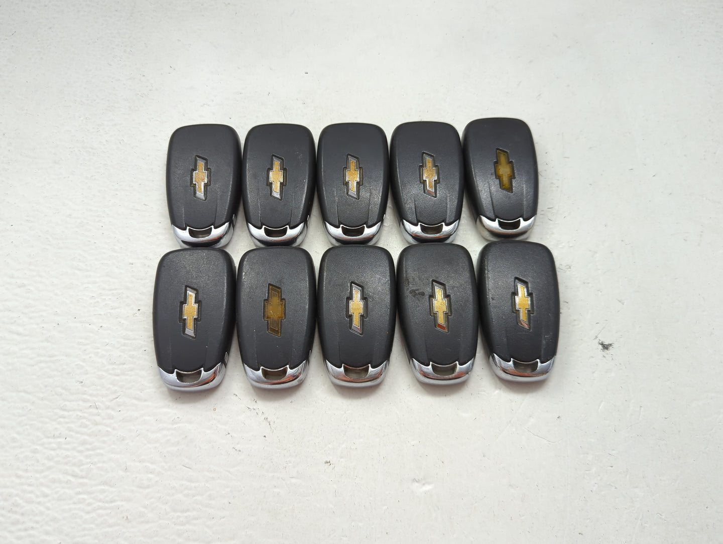 Lot of 10 Chevrolet Keyless Entry Remote Fob MIXED FCC IDS MIXED PART 1476126 - Oemusedautoparts1.com