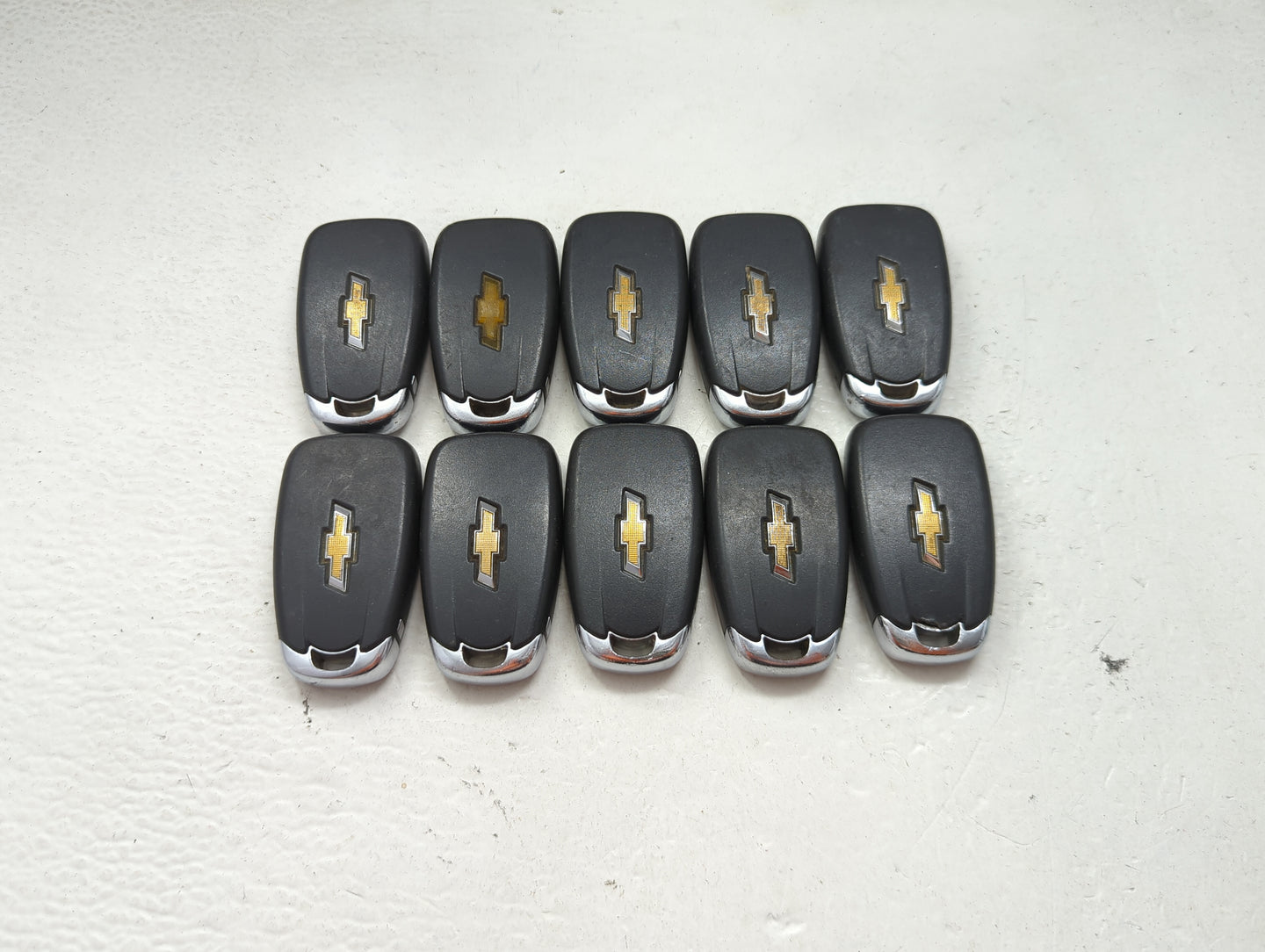 Lot of 10 Chevrolet Keyless Entry Remote Fob MIXED FCC IDS MIXED PART 1476127 - Oemusedautoparts1.com