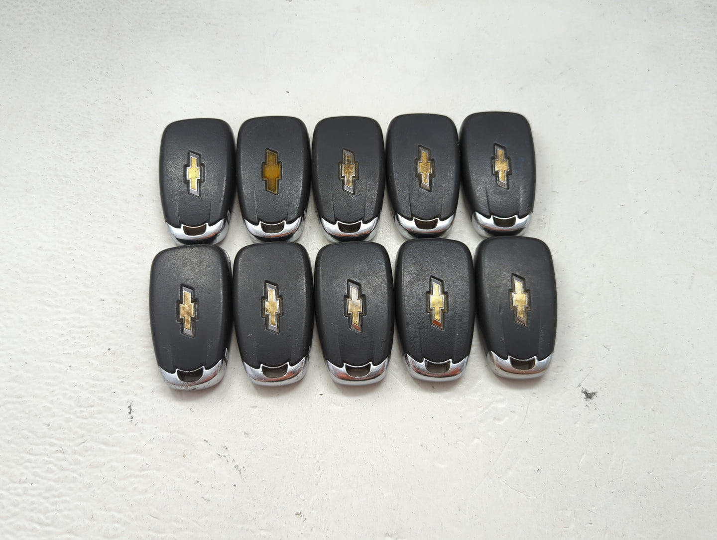 Lot of 10 Chevrolet Keyless Entry Remote Fob MIXED FCC IDS MIXED PART 1476143 - Oemusedautoparts1.com