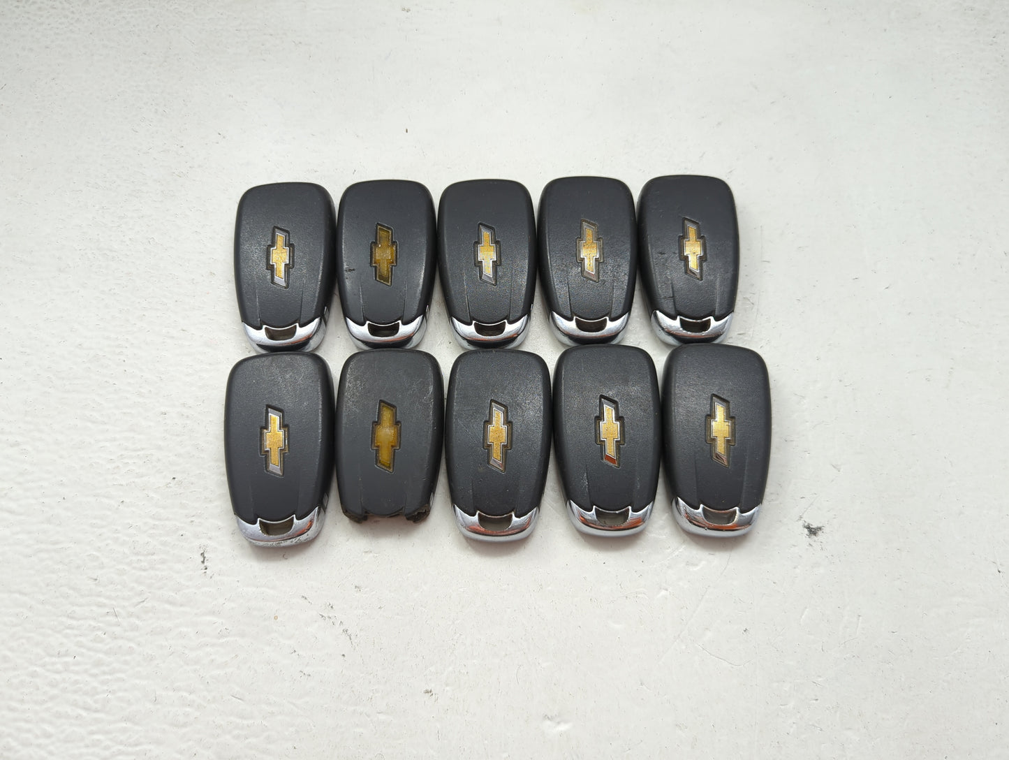 Lot of 10 Chevrolet Keyless Entry Remote Fob MIXED FCC IDS MIXED PART 1476144 - Oemusedautoparts1.com