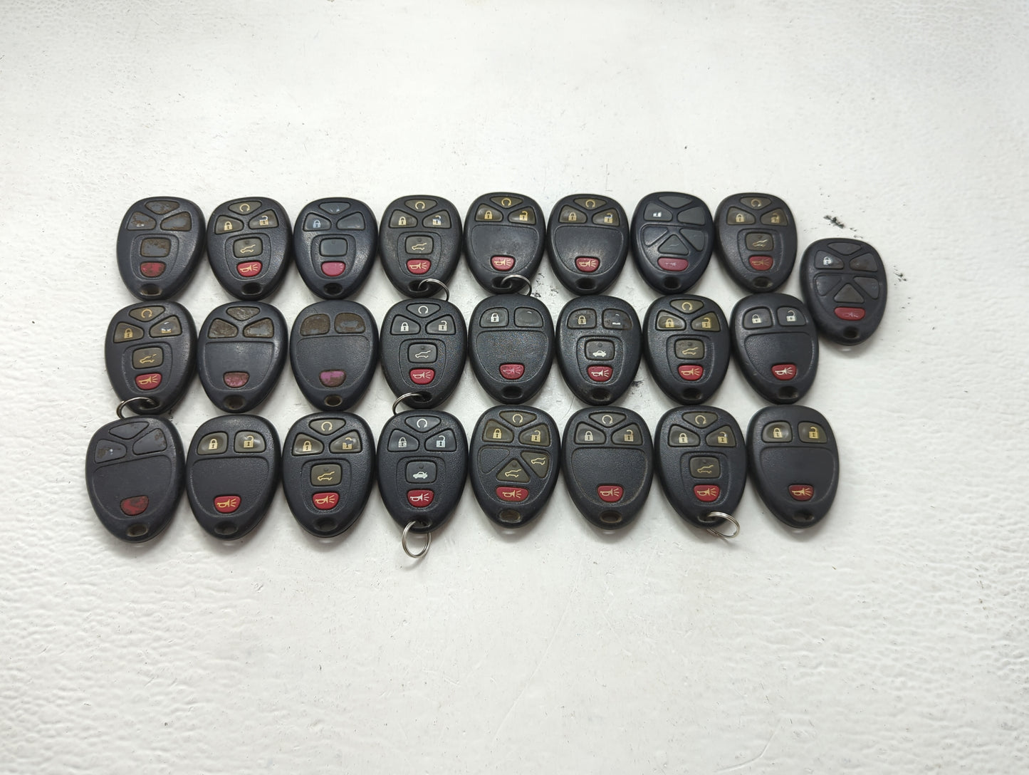 Lot of 25 Chevrolet Keyless Entry Remote Fob MIXED FCC IDS MIXED PART 1476702 - Oemusedautoparts1.com
