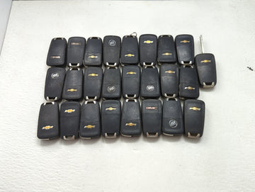 Lot of 25 Chevrolet Keyless Entry Remote Fob MIXED FCC IDS MIXED PART 1476722