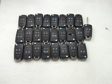 Lot of 25 Chevrolet Keyless Entry Remote Fob MIXED FCC IDS MIXED PART 1476725 - Oemusedautoparts1.com
