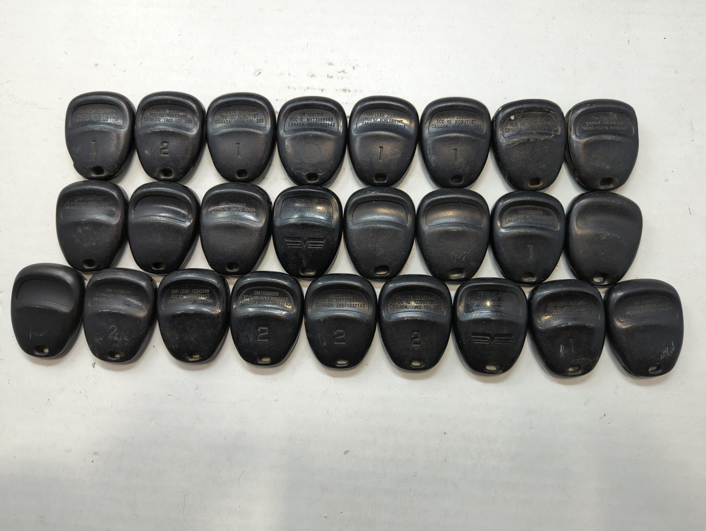 Lot of 25 Chevrolet Keyless Entry Remote Fob MIXED FCC IDS MIXED PART - Oemusedautoparts1.com