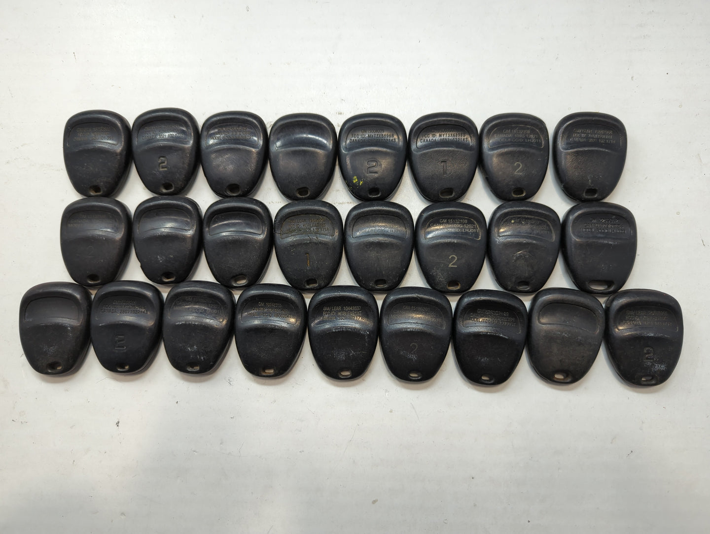 Lot of 25 Chevrolet Keyless Entry Remote Fob MIXED FCC IDS MIXED PART - Oemusedautoparts1.com