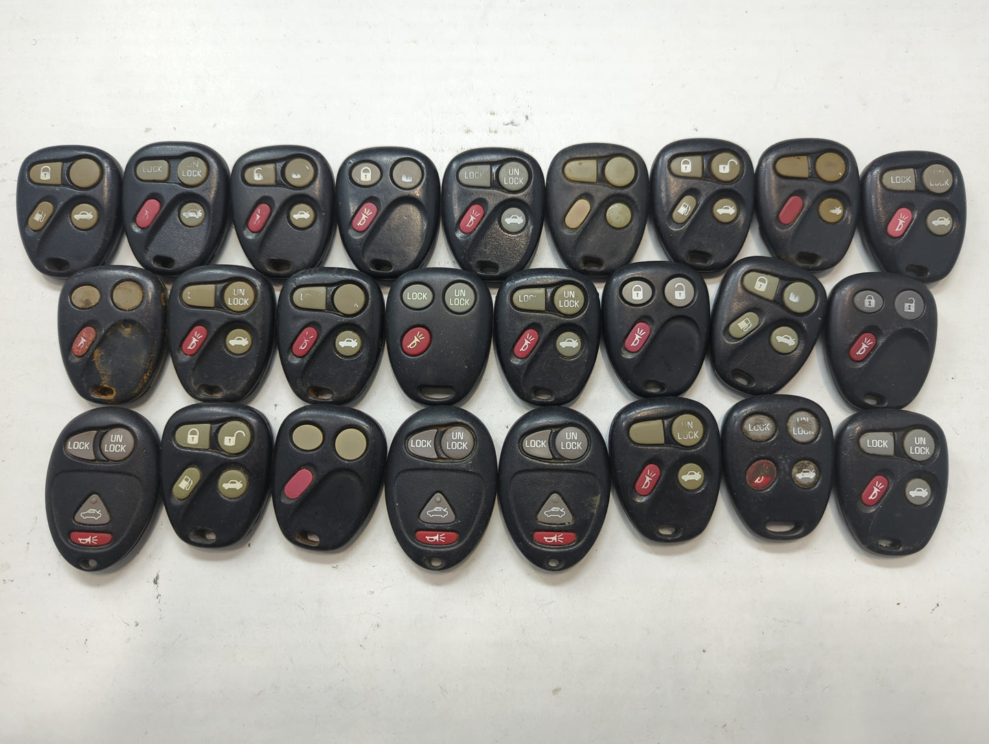 Lot of 25 Chevrolet Keyless Entry Remote Fob MIXED FCC IDS MIXED PART - Oemusedautoparts1.com