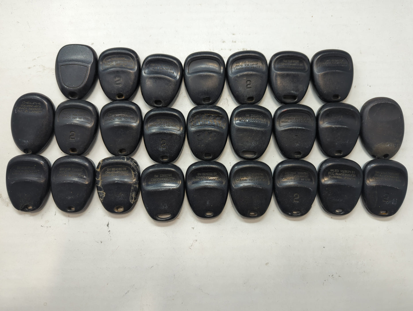Lot of 25 Chevrolet Keyless Entry Remote Fob MIXED FCC IDS MIXED PART - Oemusedautoparts1.com