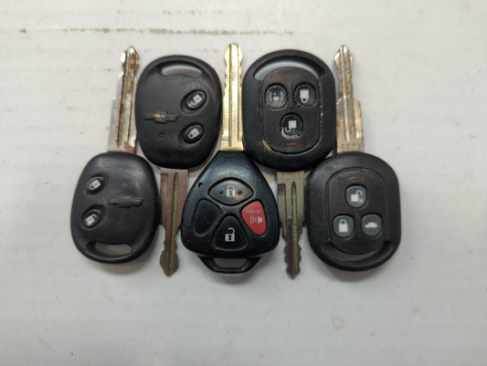 Lot of 5 Chevrolet Keyless Entry Remote Fob MIXED FCC IDS MIXED PART - Oemusedautoparts1.com