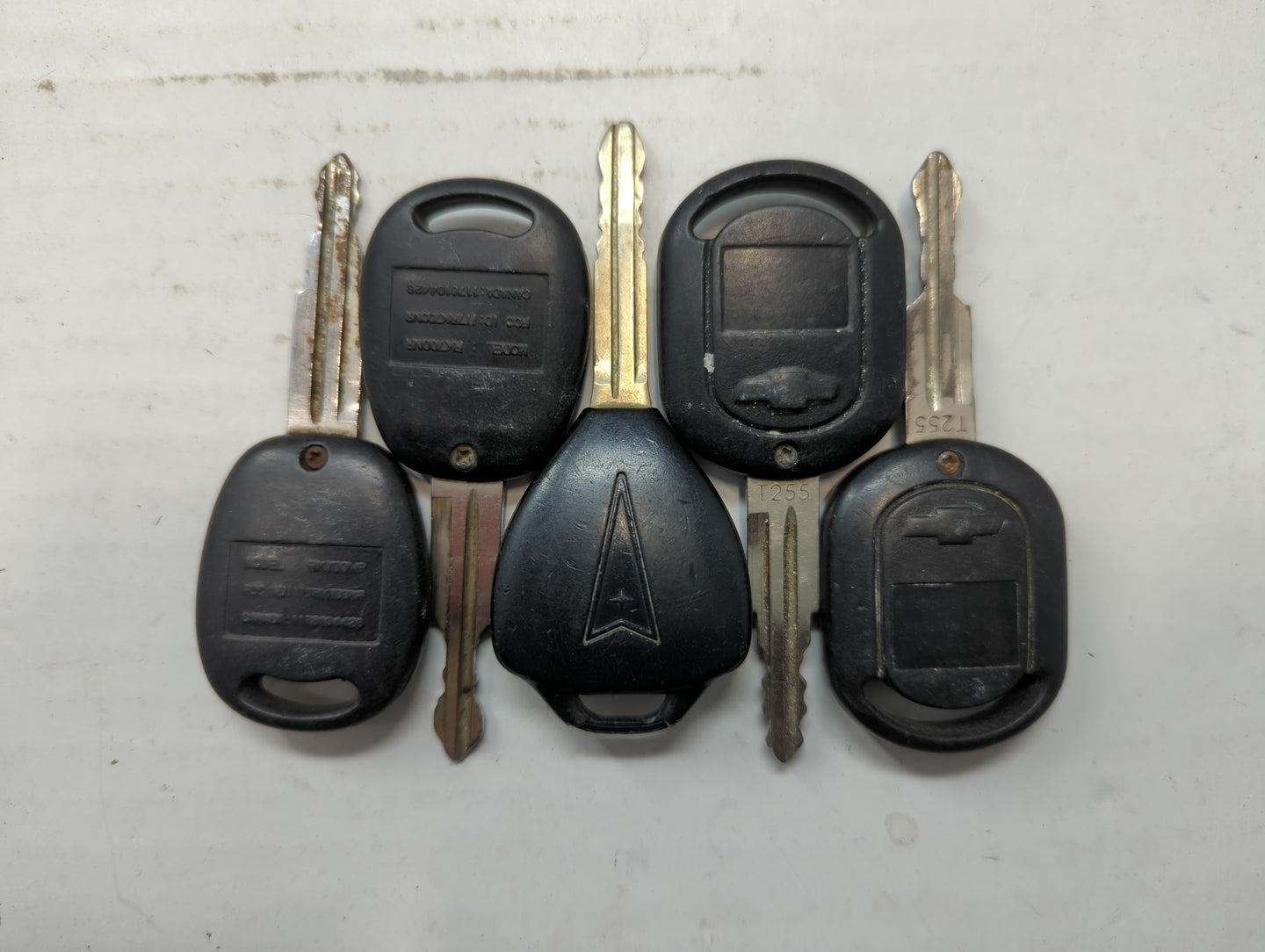 Lot of 5 Chevrolet Keyless Entry Remote Fob MIXED FCC IDS MIXED PART - Oemusedautoparts1.com