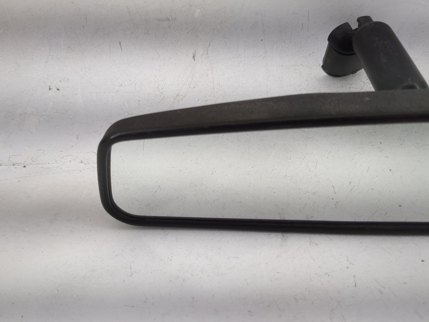 1996-2005 Chevrolet Astro Interior Rear View Mirror Replacement OEM Fits OEM Used Auto Parts - Oemusedautoparts1.com
