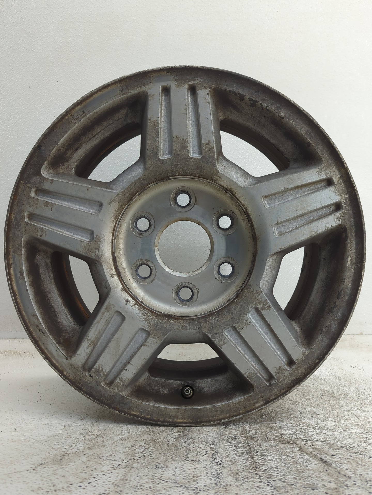 Chevrolet Avalanche 1500 Oem Wheel Rim - Oemusedautoparts1.com