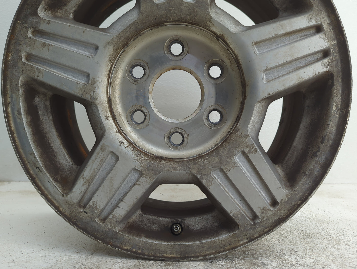 Chevrolet Avalanche 1500 Oem Wheel Rim - Oemusedautoparts1.com