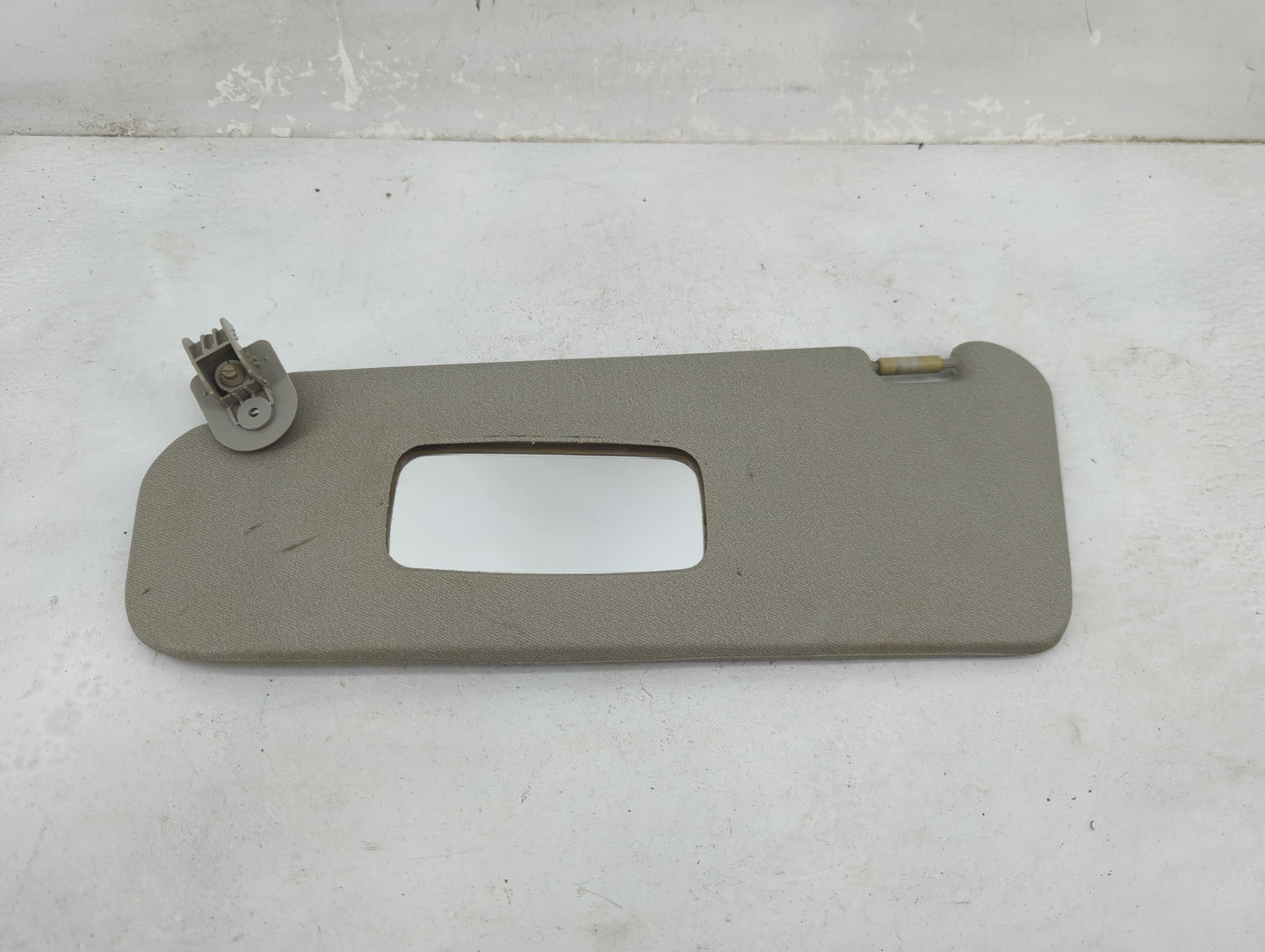 2004-2011 Chevrolet Aveo Sun Visor Shade Replacement Driver Left Mirror Fits Fits 2004 2005 2006 2007 2008 2009 2010 2011 OE