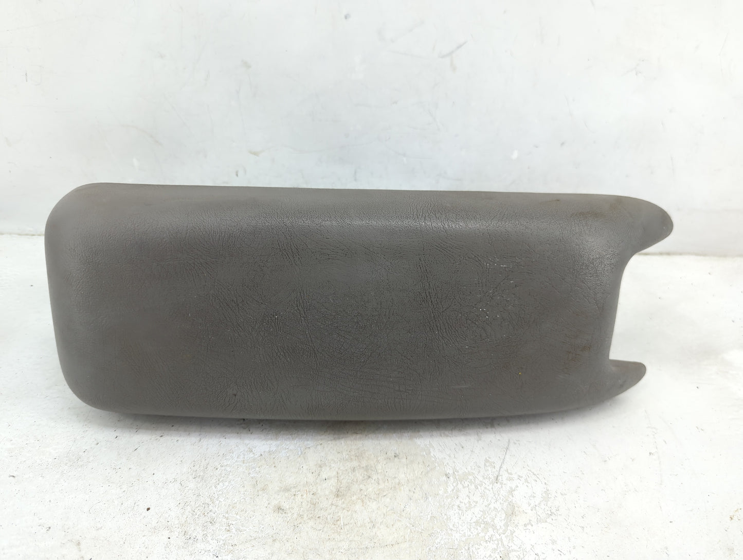 0 Chevrolet Blazer Center Console Armrest Cover Lid Fits OEM Used Auto Parts - Oemusedautoparts1.com