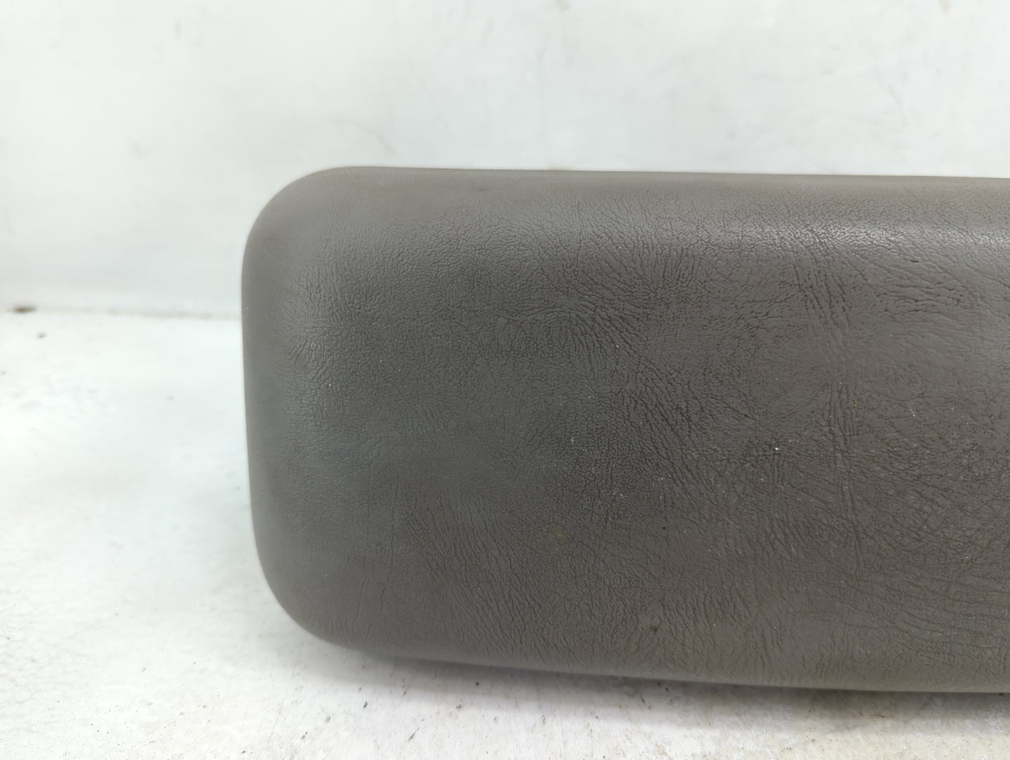 0 Chevrolet Blazer Center Console Armrest Cover Lid Fits OEM Used Auto Parts - Oemusedautoparts1.com