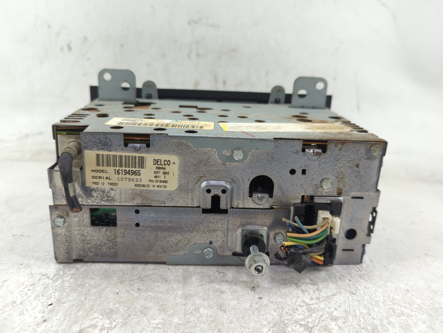 0 Chevrolet Blazer Radio AM FM Cd Player Receiver Replacement Fits OEM Used Auto Parts - Oemusedautoparts1.com
