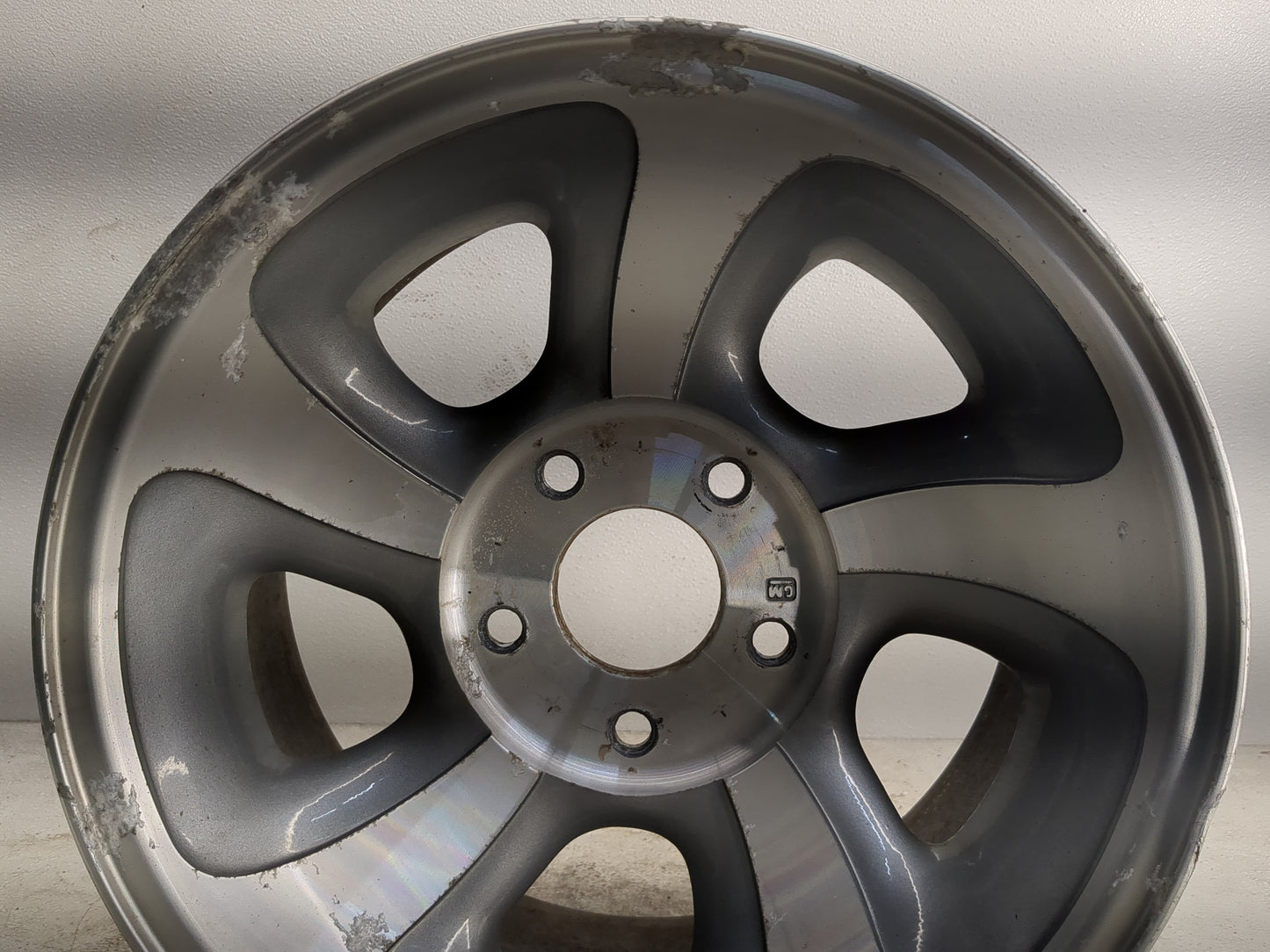 1998-2005 Chevrolet Blazer Oem Wheel Rim - Oemusedautoparts1.com