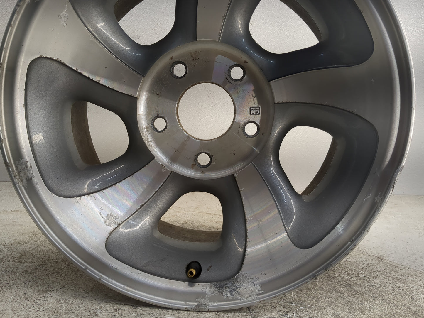 1998-2005 Chevrolet Blazer Oem Wheel Rim - Oemusedautoparts1.com