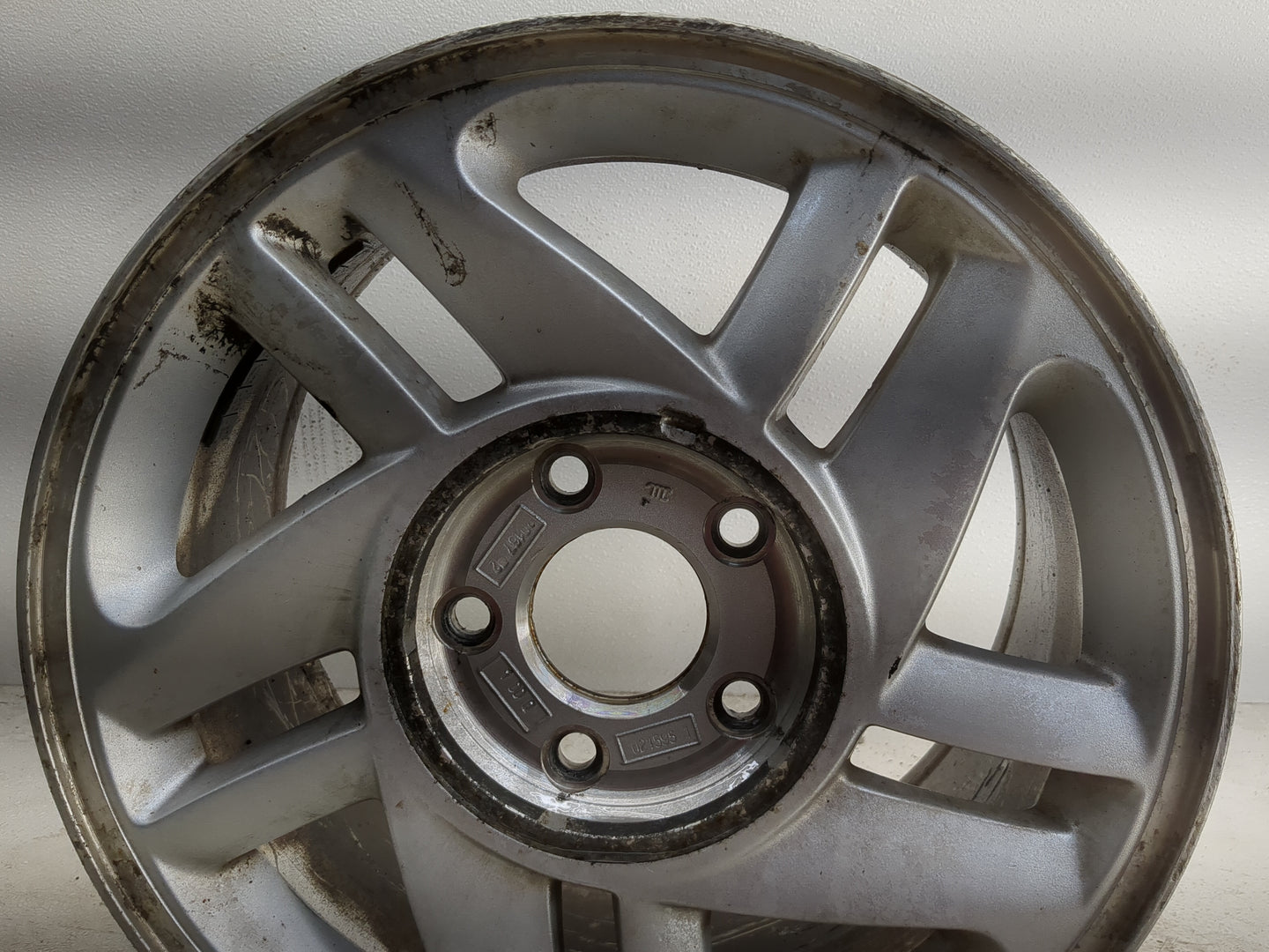 1993-1996 Chevrolet Camaro Oem Wheel Rim - Oemusedautoparts1.com