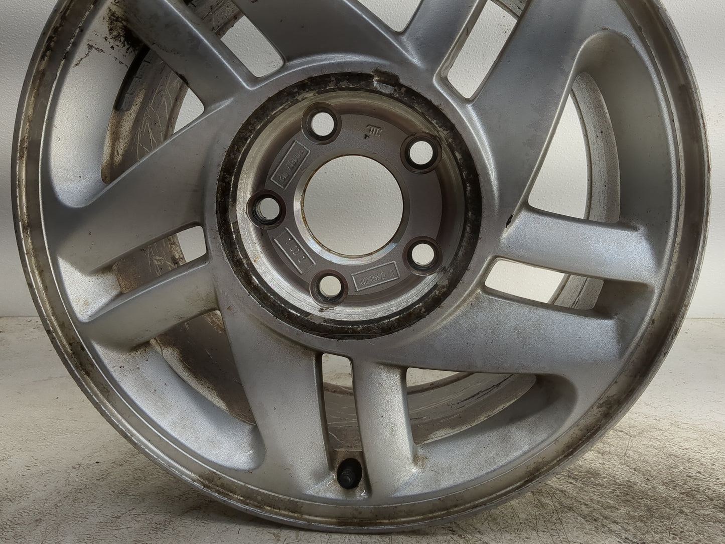 1993-1996 Chevrolet Camaro Oem Wheel Rim - Oemusedautoparts1.com