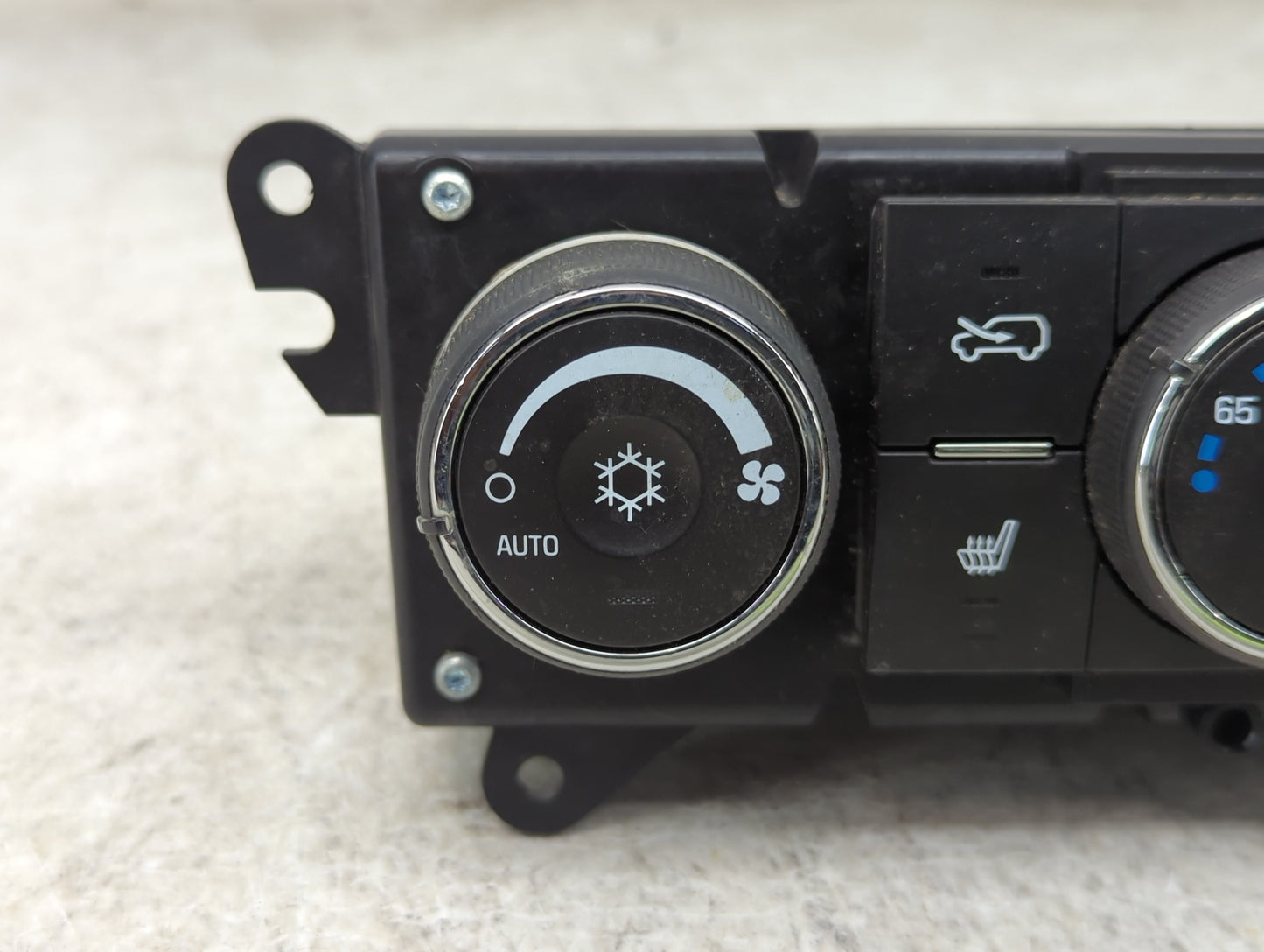 2013-2015 Chevrolet Captiva Sport Climate Control Module Temperature AC/Heater Replacement Fits Fits 2013 2014 2015 OEM Used
