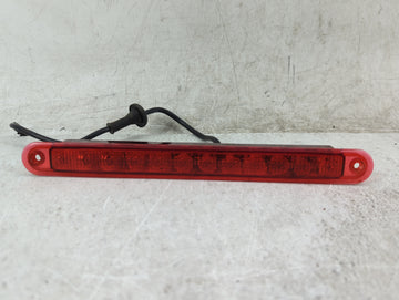2004 Chevrolet Cavalier Passenger Right Side Deck Lid Mounted Tail Light - Oemusedautoparts1.com