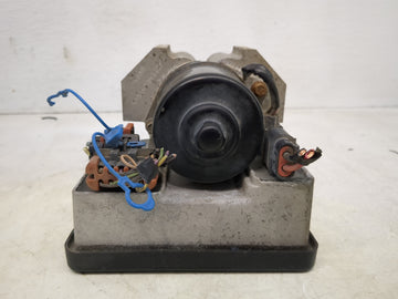 0 Chevrolet Chevrolet 3500 Pickup Anti-Lock Brake ABS Pump Module Actuator OEM Fits Fits 1998 200 OEM Used Auto Parts