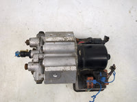 0 Chevrolet Chevrolet 3500 Pickup Anti-Lock Brake ABS Pump Module Actuator OEM Fits Fits 1998 200 OEM Used Auto Parts - Oemu