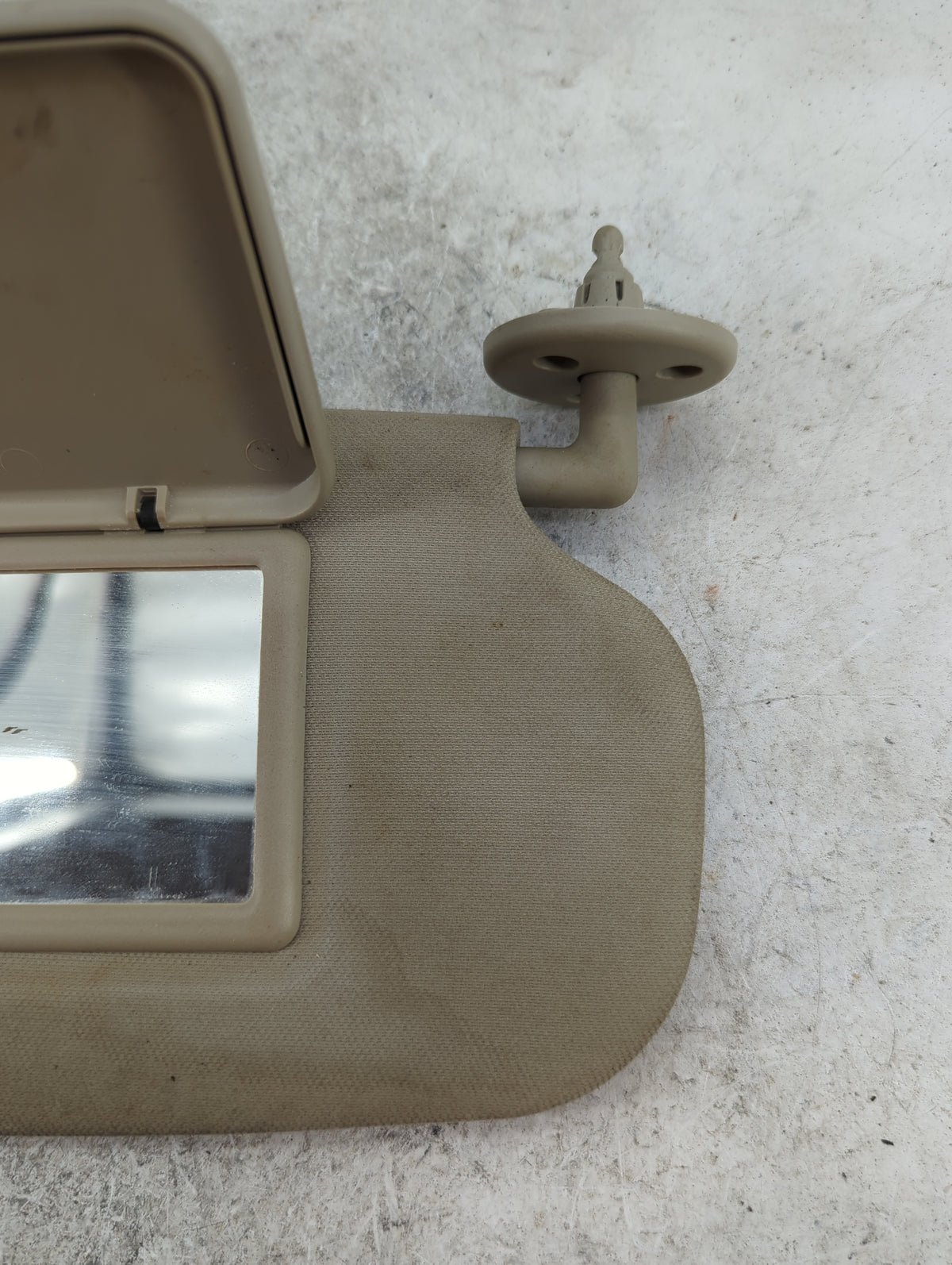 2005-2010 Chevrolet Cobalt Sun Visor Shade Replacement Passenger Right Mirror Fits Fits 2005 2006 2007 2008 2009 2010 OEM Us