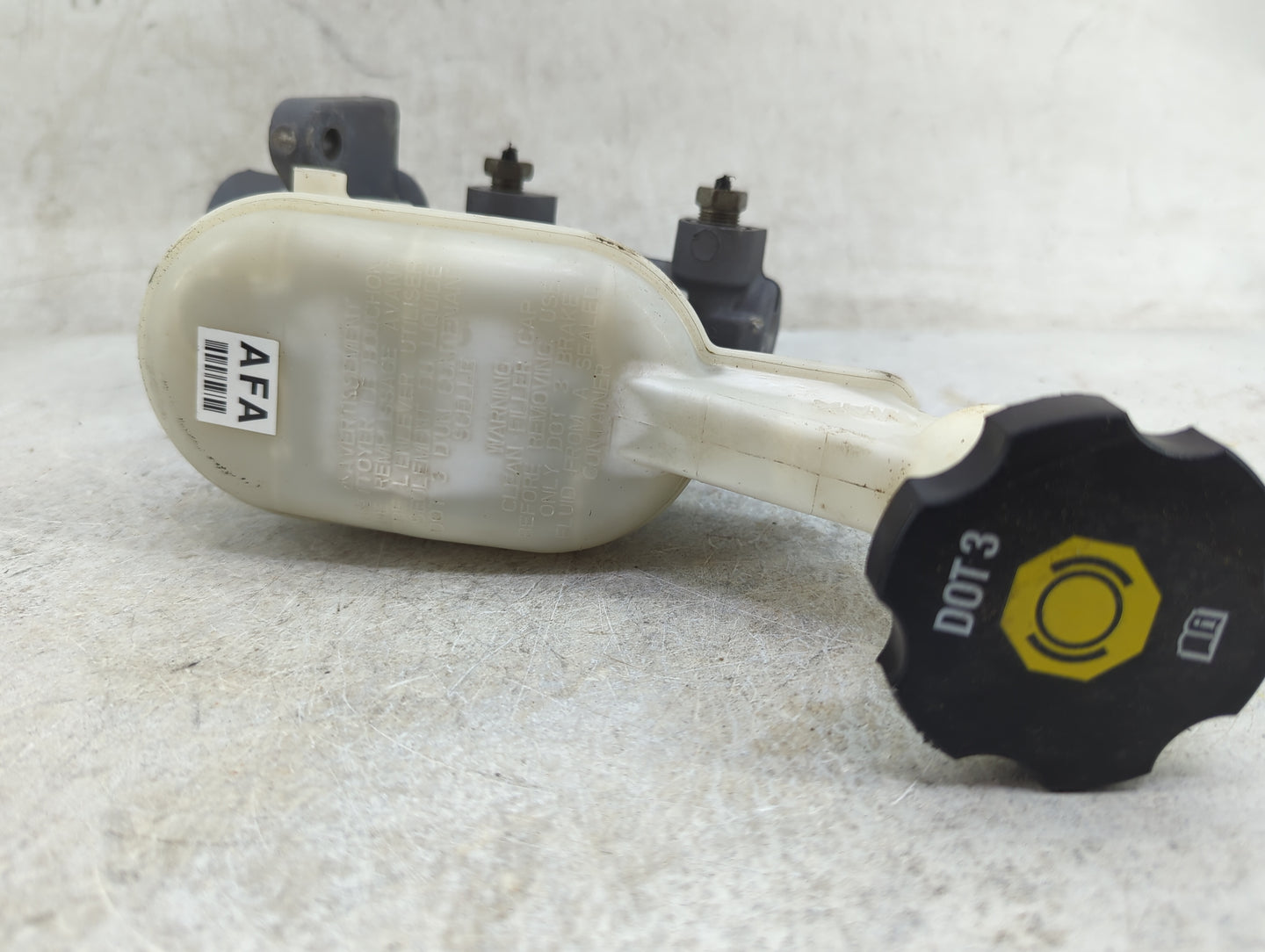 2005-2008 Chevrolet Cobalt Brake Master Cylinder 1263264 - Oemusedautoparts1.com