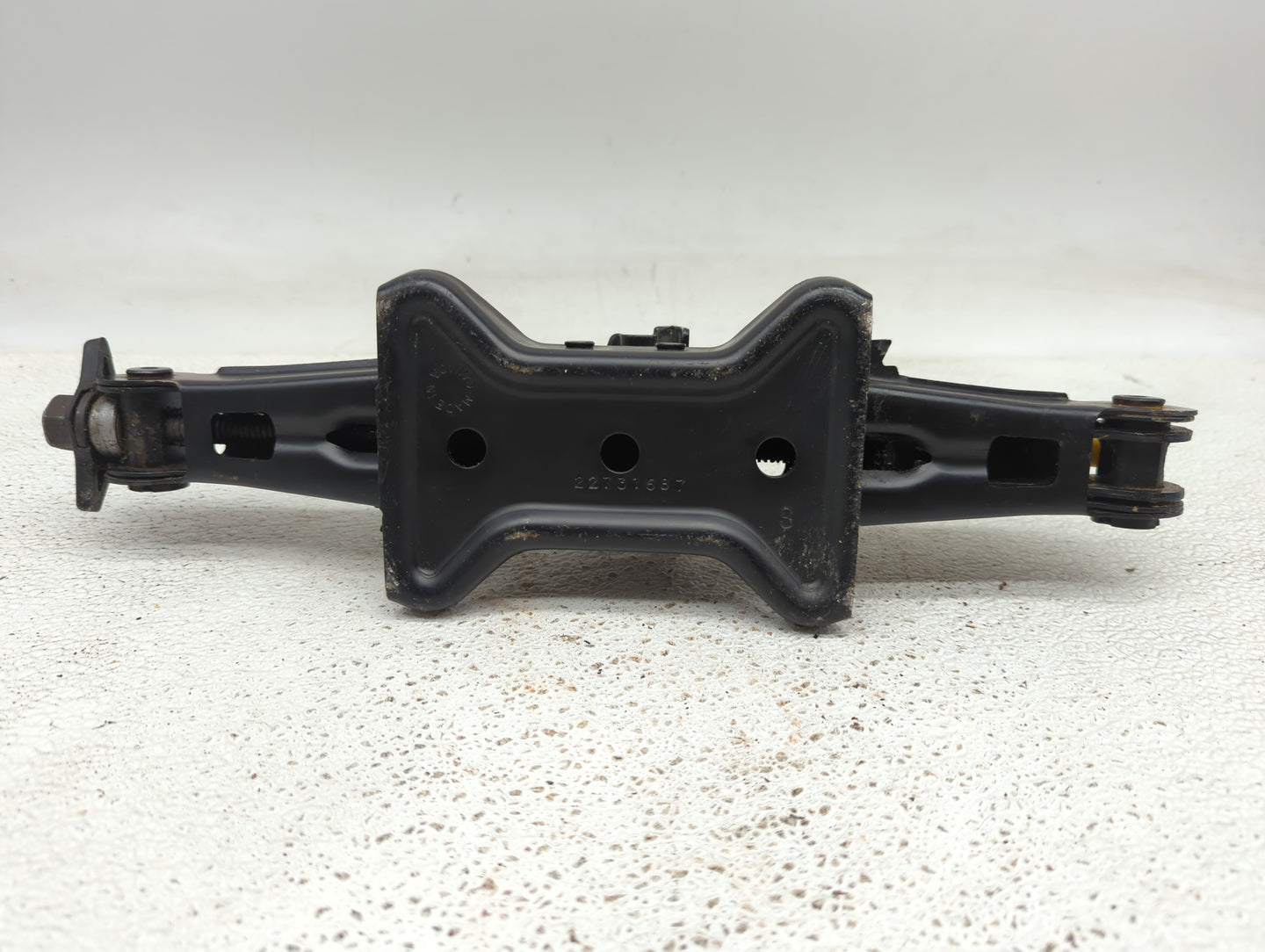 2007 Chevrolet Cobalt Spare Scissor Car Jack - Oemusedautoparts1.com