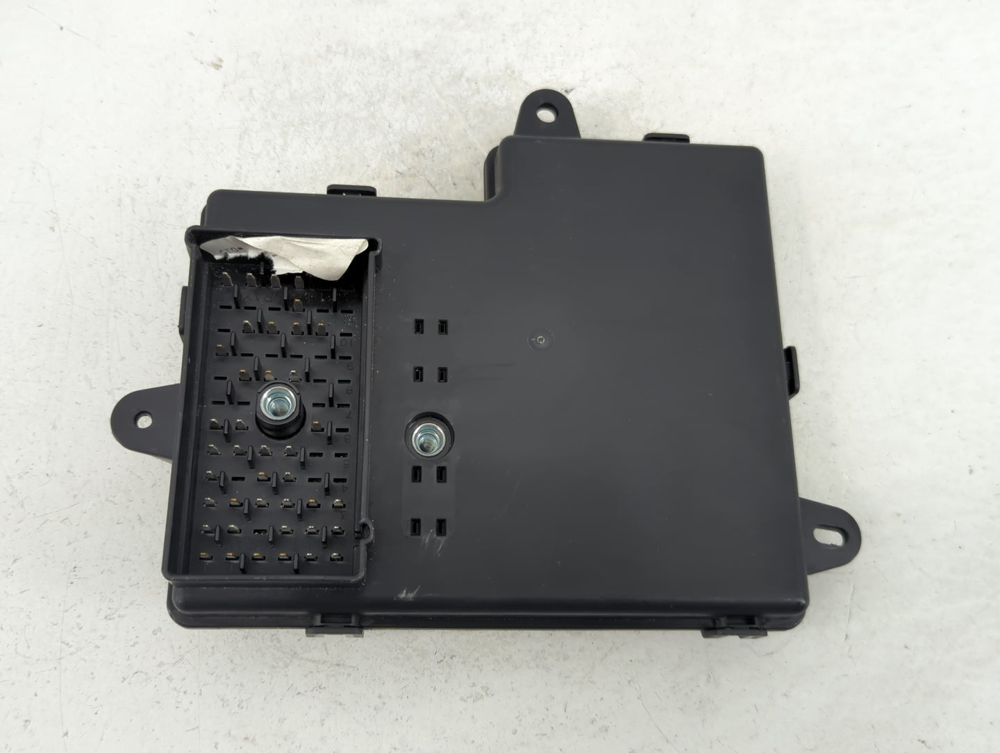 2007-2007 Chevrolet Cobalt Body Control Module Bcm Inner Cabin Fuse Box - Oemusedautoparts1.com