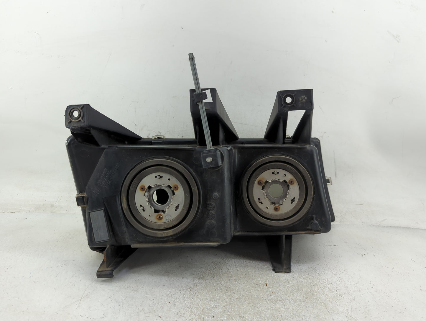 2004-2005 Chevrolet Colorado Driver Left Oem Head Light Headlight Lamp - Oemusedautoparts1.com