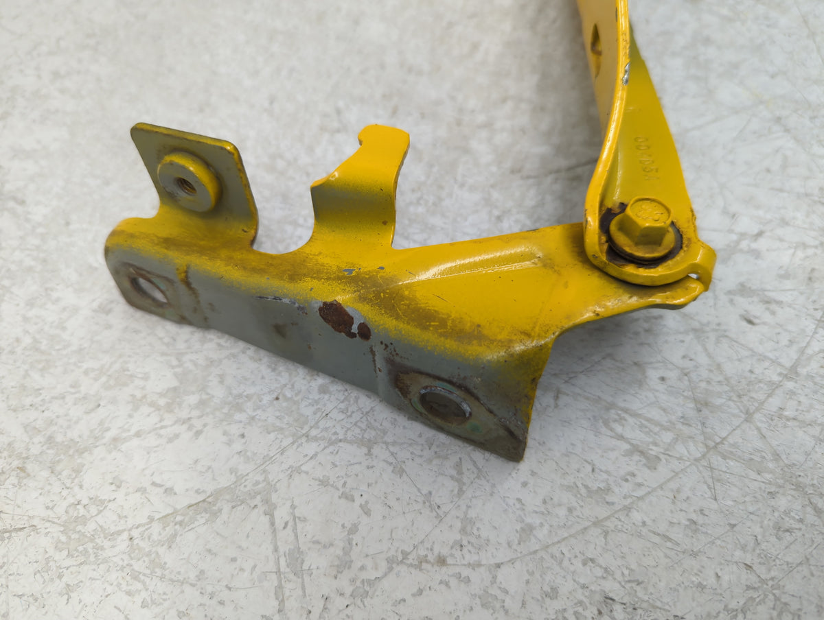 2005 Chevrolet Colorado Passenger Right Hood Hinge - Oemusedautoparts1.com