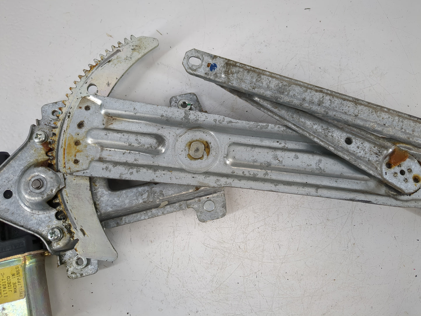 2004-2012 Chevrolet Colorado Driver Front Left Power Window Motor - Oemusedautoparts1.com