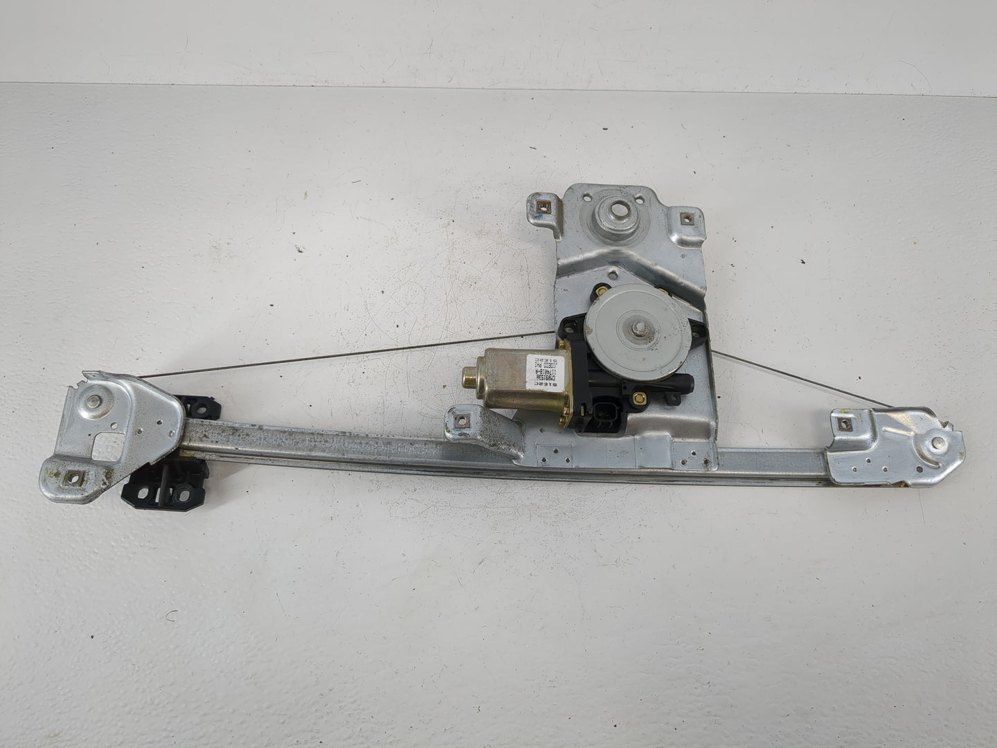 2004-2012 Chevrolet Colorado Passenger Rear Right Power Window Motor - Oemusedautoparts1.com