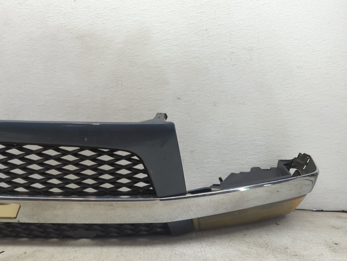 2004-2012 Chevrolet Colorado Front Grille Bumper Not Included - Oemusedautoparts1.com