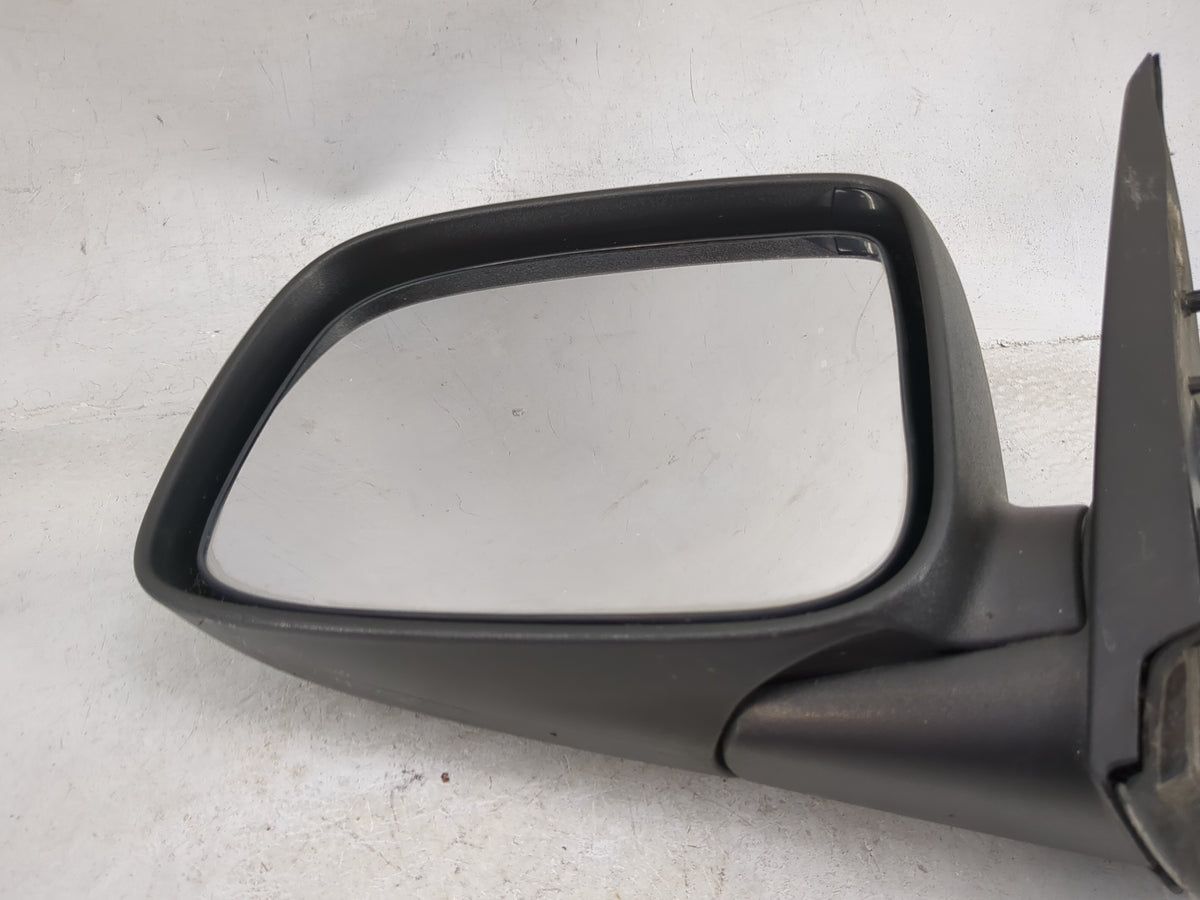 2004-2012 Chevrolet Colorado Driver Side View Mirror - Left Door Mirror OEM Used - Oemusedautoparts1.com