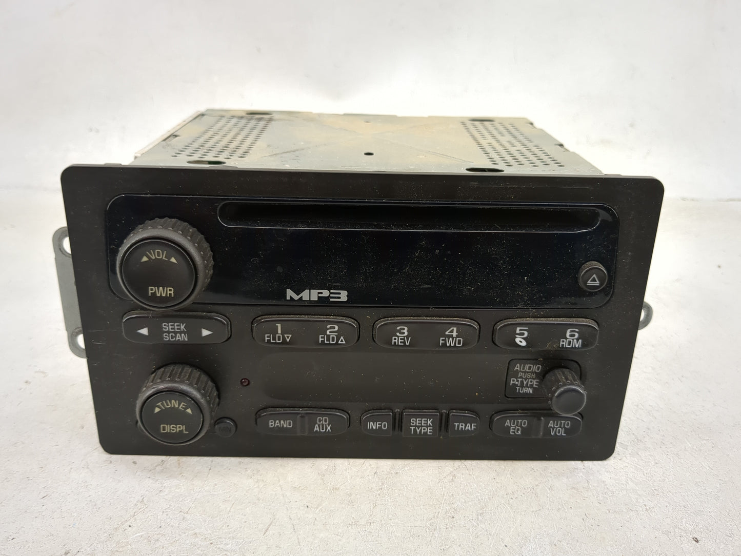 2004-2012 Chevrolet Colorado Radio AM FM Cd Player Receiver Replacement Fits OEM Used Auto Parts - Oemusedautoparts1.com