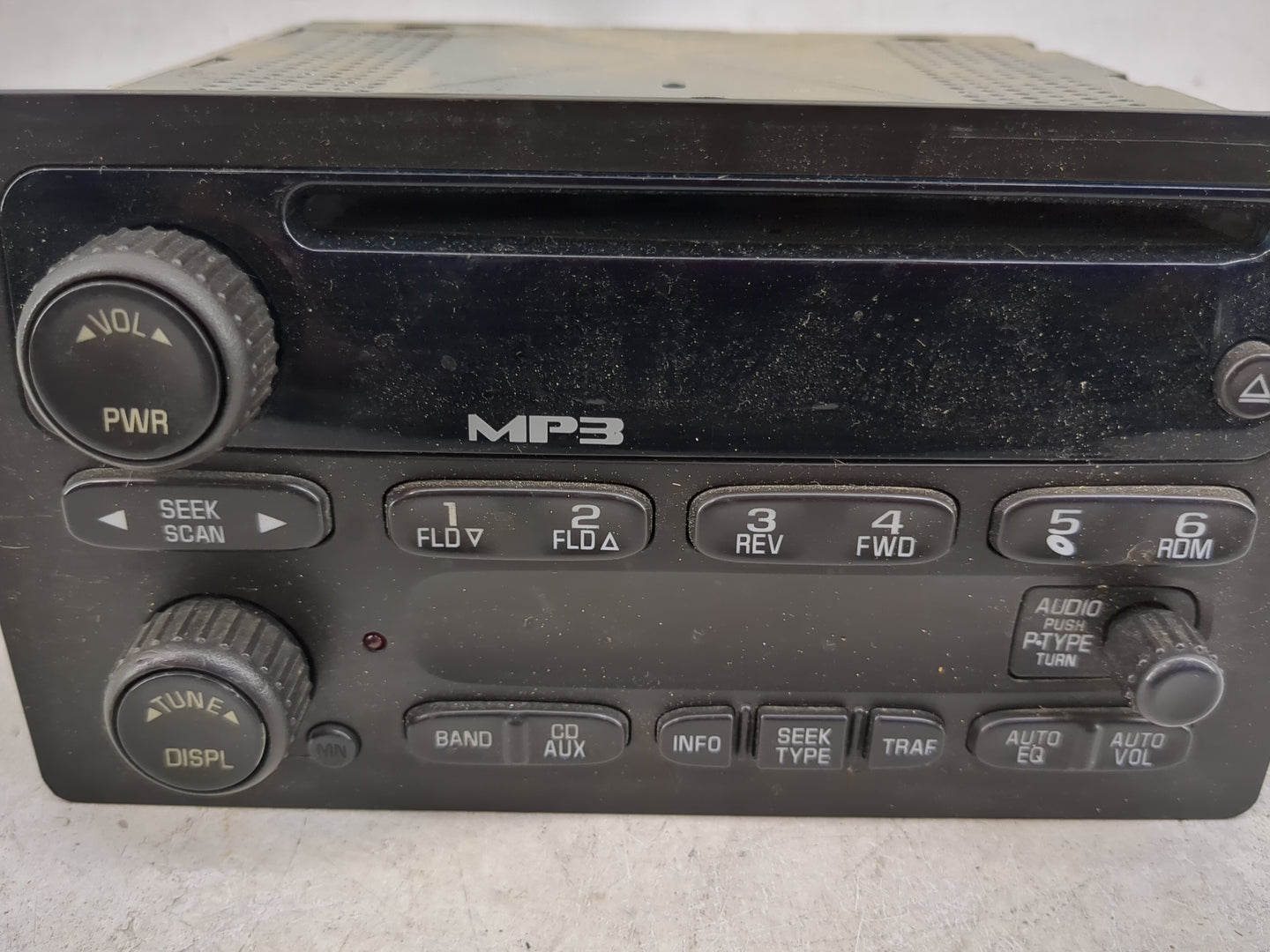 2004-2012 Chevrolet Colorado Radio AM FM Cd Player Receiver Replacement Fits OEM Used Auto Parts - Oemusedautoparts1.com
