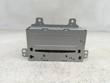 2013-2016 Chevrolet Cruze Radio AM FM Cd Player Receiver Replacement Fits Fits 2013 2014 2015 2016 OEM Used Auto Parts - Oem