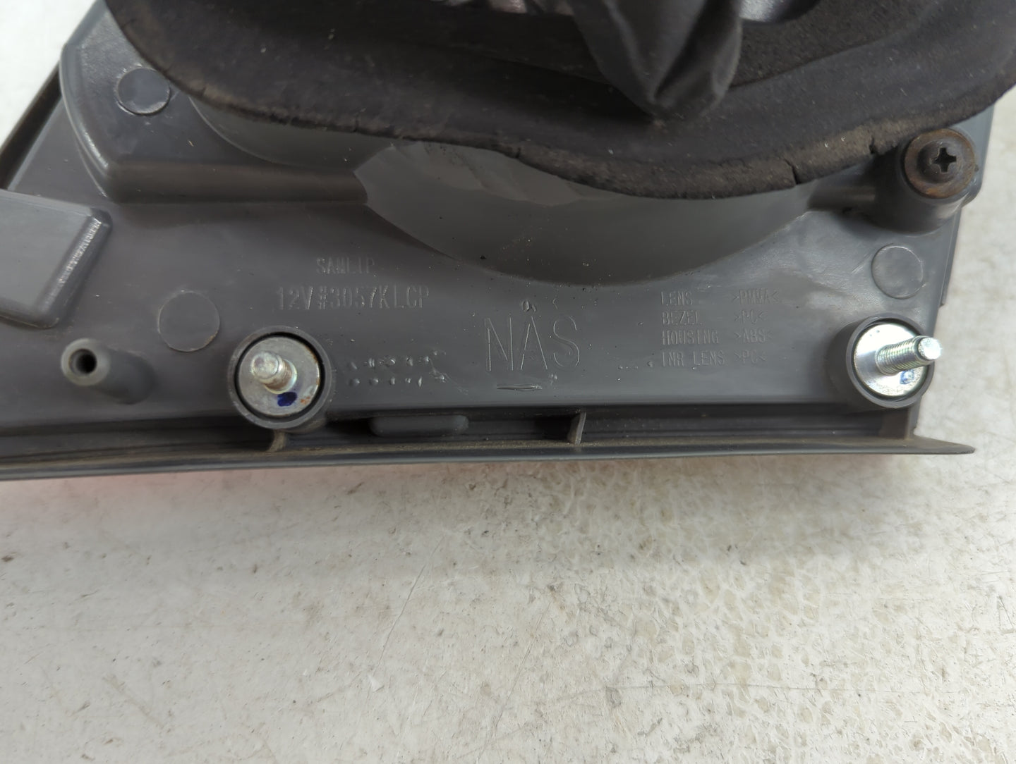 2011-2016 Chevrolet Cruze Driver Left Side Deck Lid Mounted Tail Light - Oemusedautoparts1.com
