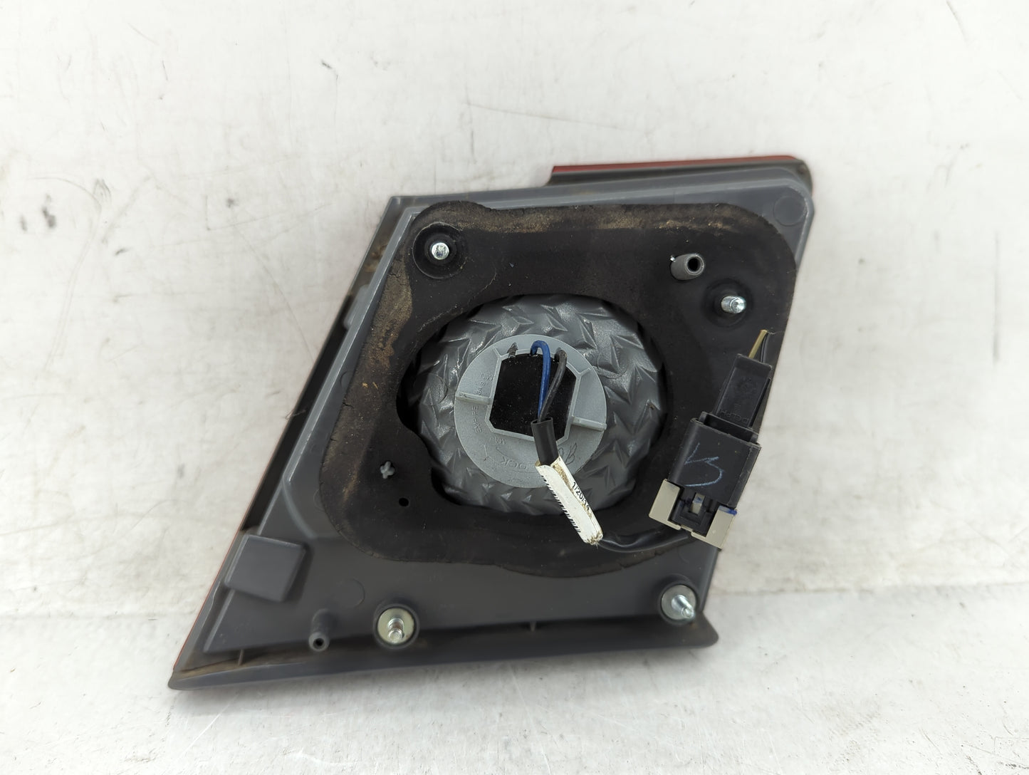 2011-2016 Chevrolet Cruze Driver Left Side Deck Lid Mounted Tail Light - Oemusedautoparts1.com
